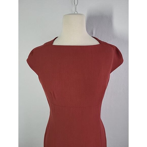 MM Lafleur Ashley Dress Red Size 8 Square Boat Neck Tailored Sheath Work Office - Picture 3 of 14